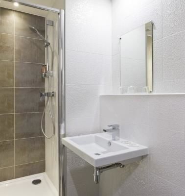 Hôtel des Pavillons – Double Room