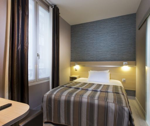 Hotel des Pavillons Paris Single Room