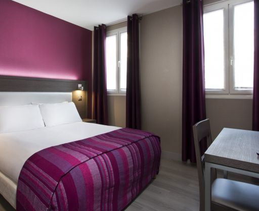 Hotel des Pavillons Paris Double Room