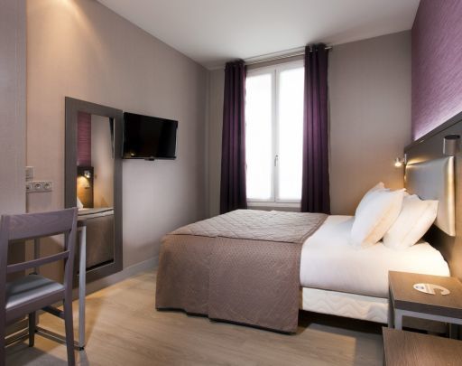 Hotel des Pavillons Paris Double Plus Room
